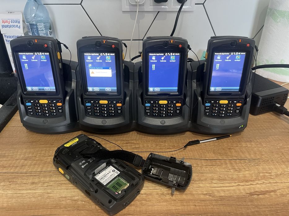 Kolektory / terminaly motorola mc75a0