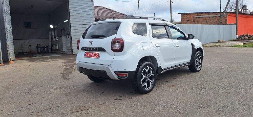 DACIA Duster4wd Laureate 1.5диз. 86kv 120л.с. 6-Ступка
