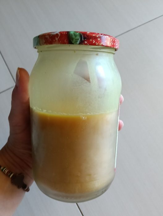 Wyciąg olejowy z pąków topoli na maść