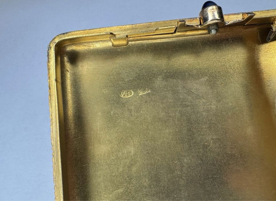 Антикварная вещь, золотая , проба 560.