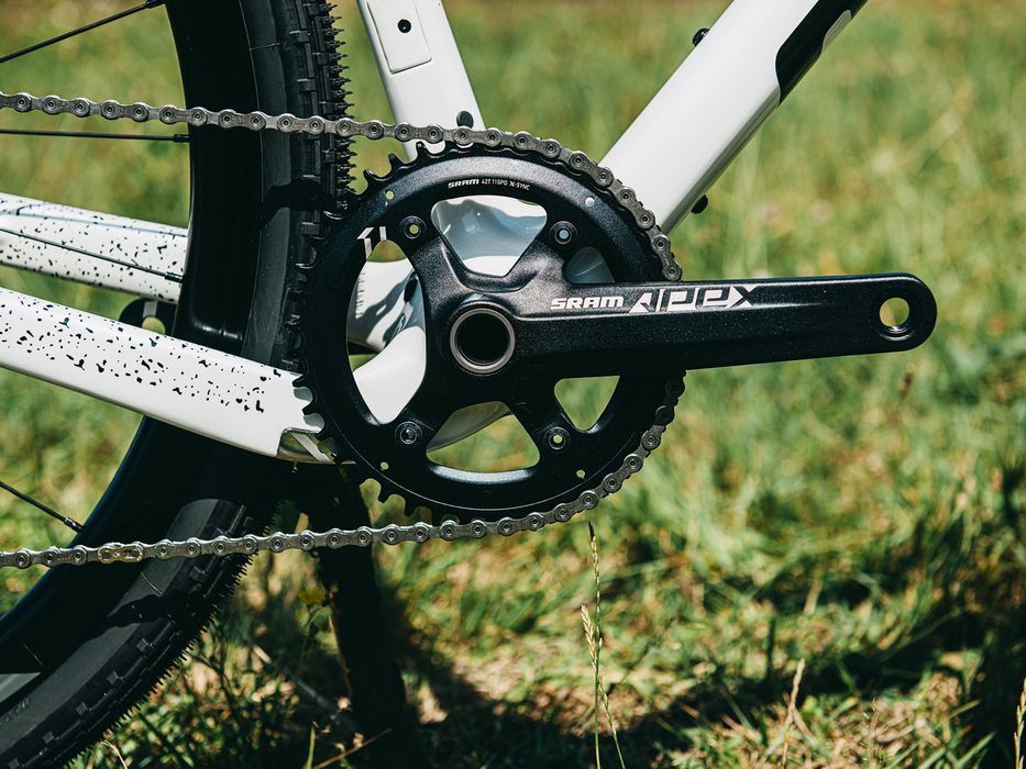 Rower gravel ACCENT FREAK CARBON APEX biały ,  rozmiary