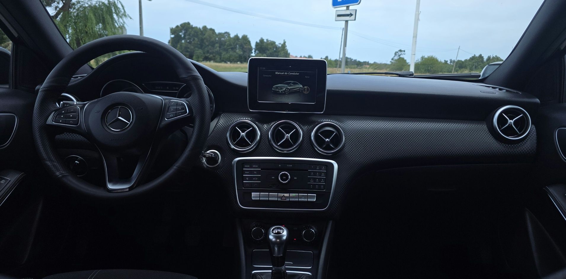 Mercedes-Benz A180 cdi 2017  blak edition