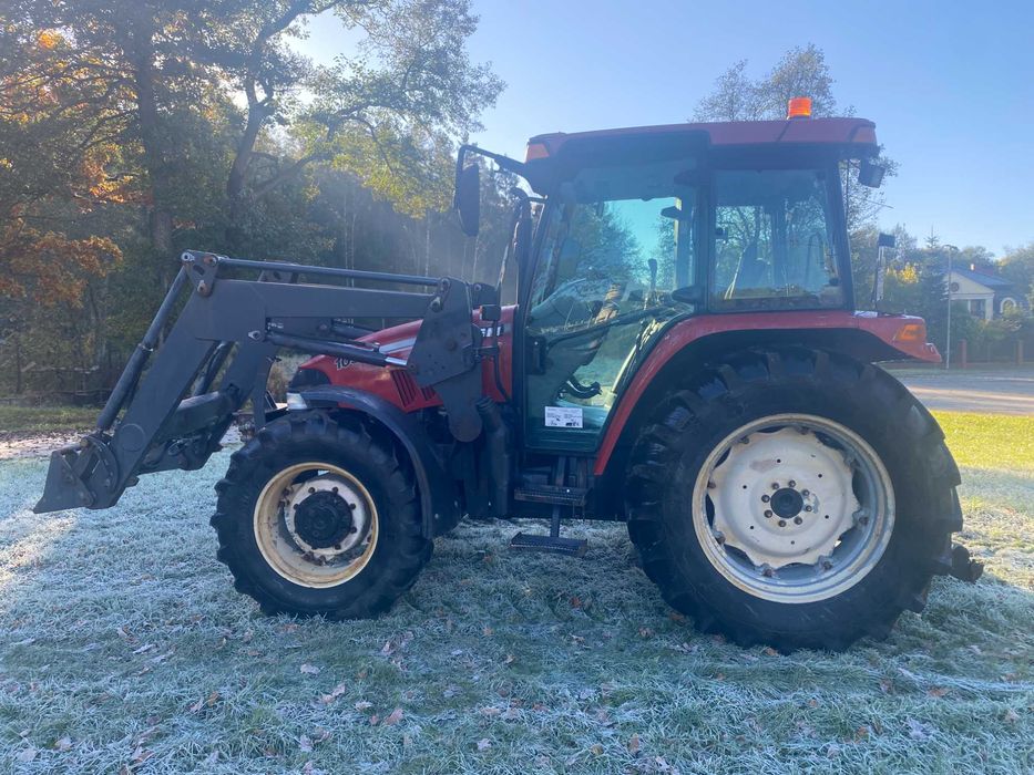 Ciągnik CASEJXU 105