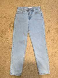 Продаю джинсы женские