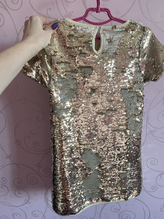 Плаття з паєток для дівчинки