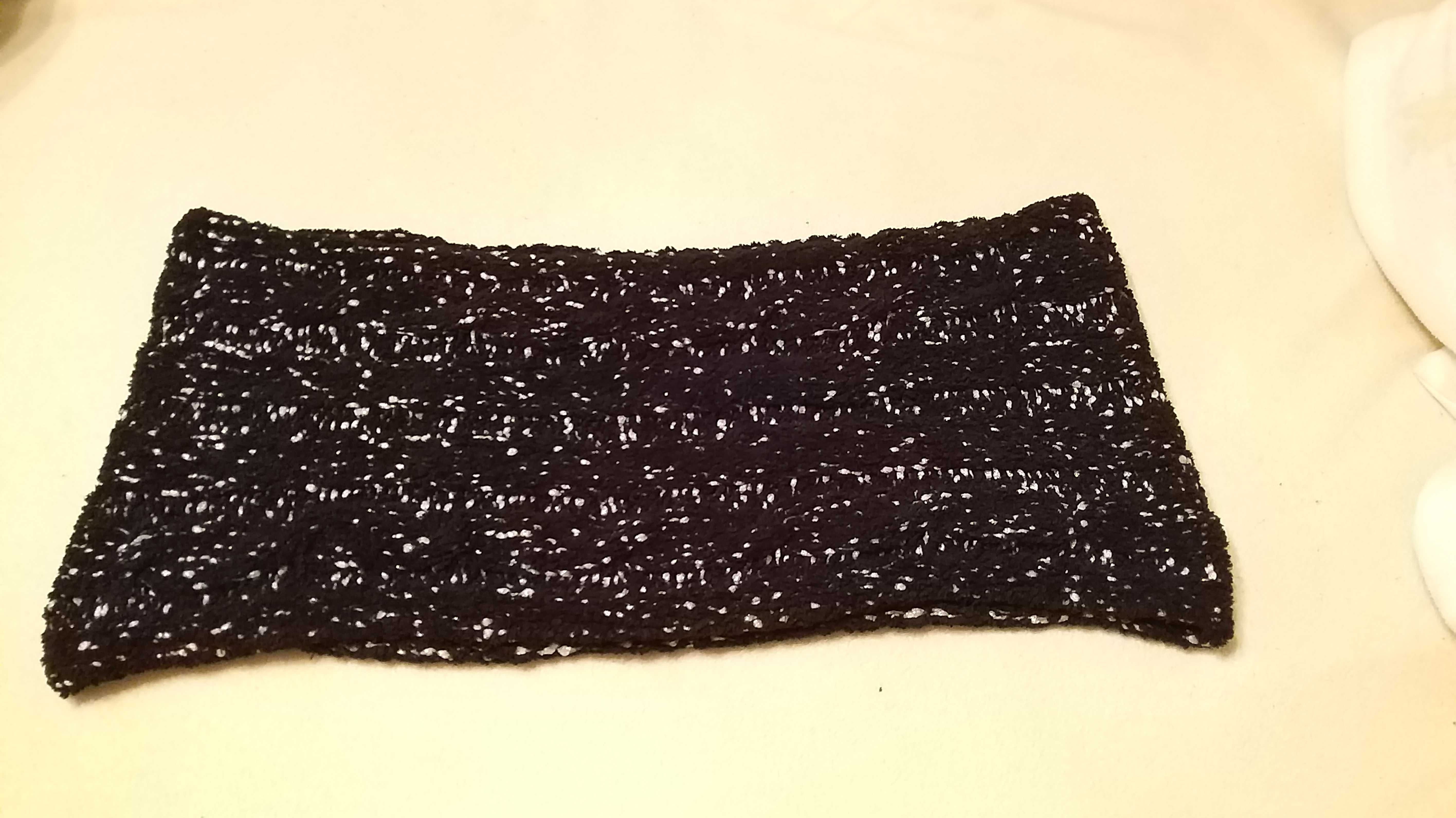 Cachecol fechado Echarpe preto 1