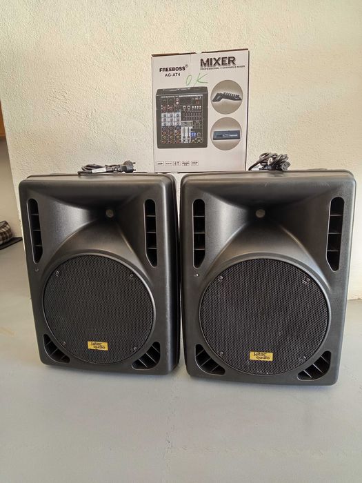 Colunas Amplificadas + Mesa de som