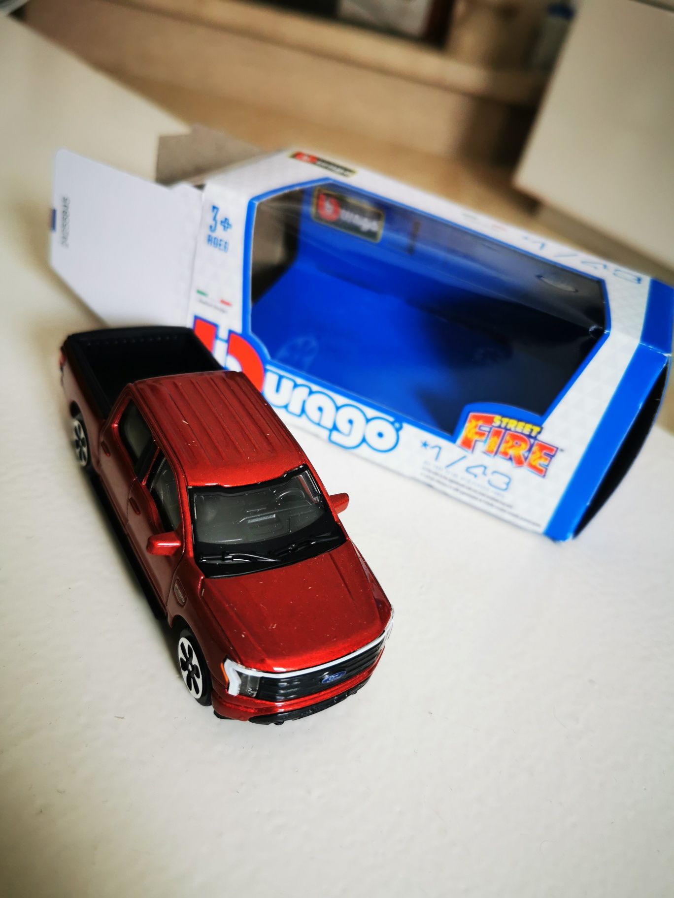 Ford F-150 Lightning 2022 Burago 1/43 Novo