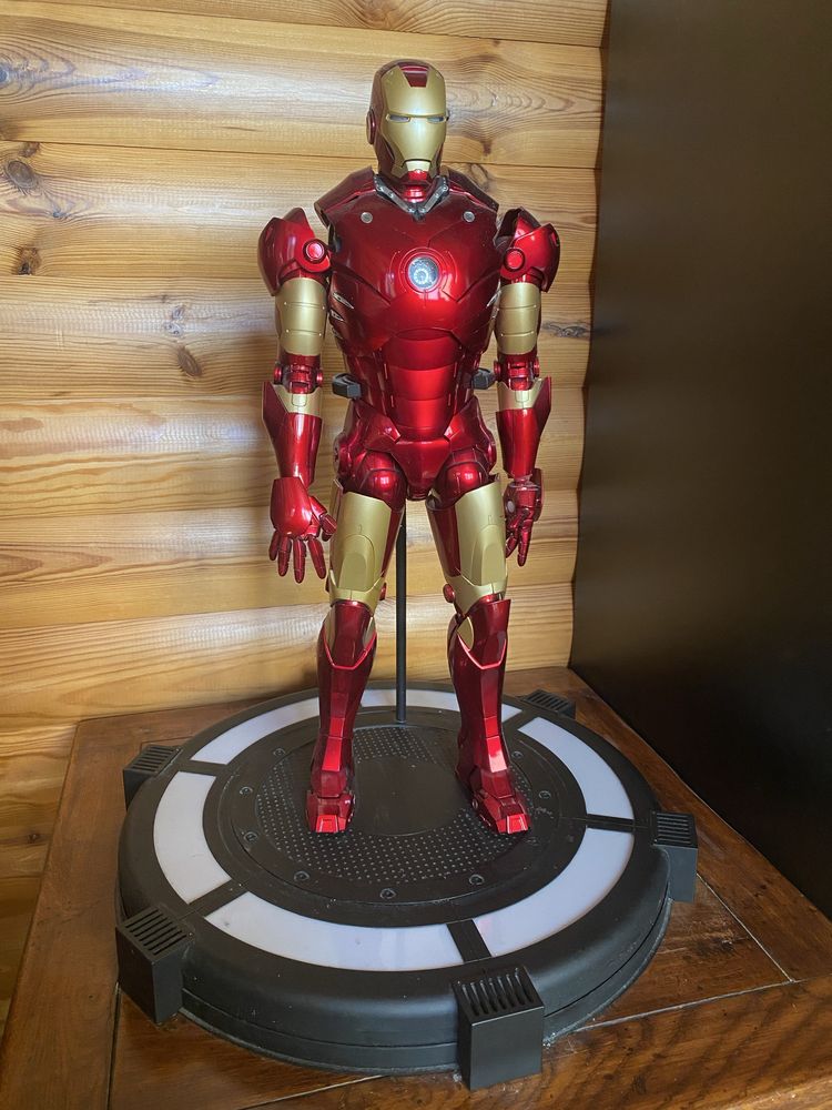 Duża Figurka Zbroja Iron Man Marvel DeAgostini
