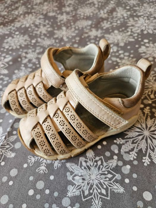 Sandałki dla dziewczynki r.22 Cool Club