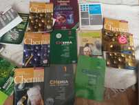 Podręczniki szkolne biologia , chemia  inne