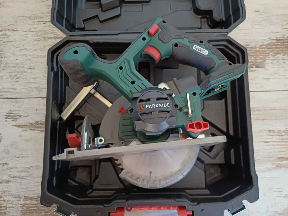 Akumulatorowa piła tarczowa 20 V, PHKSA 20 Li C4