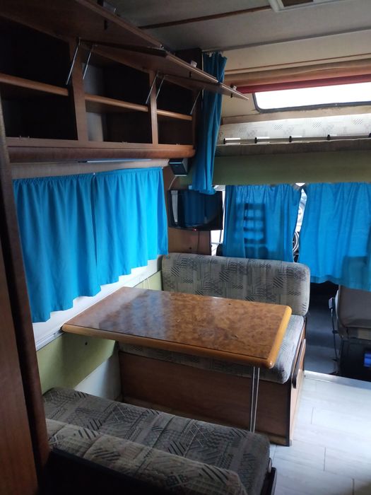 Autocaravana disponível