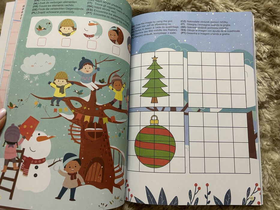 Дитяча різдвяна новорічна книжка з завданням розмальовка christmas