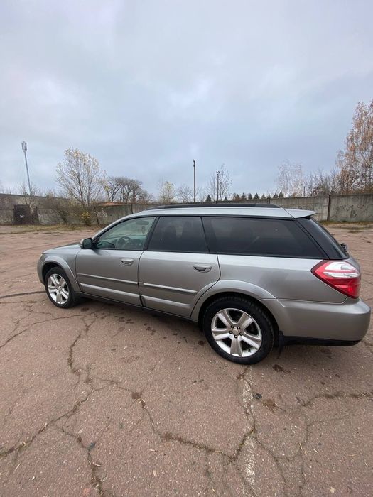 Subary Legacy Outback 4x4