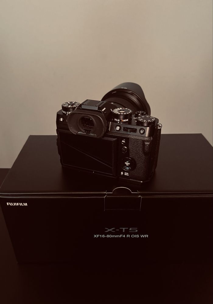 FujiFilm X-T5 + XF16-80 f4 com garantia