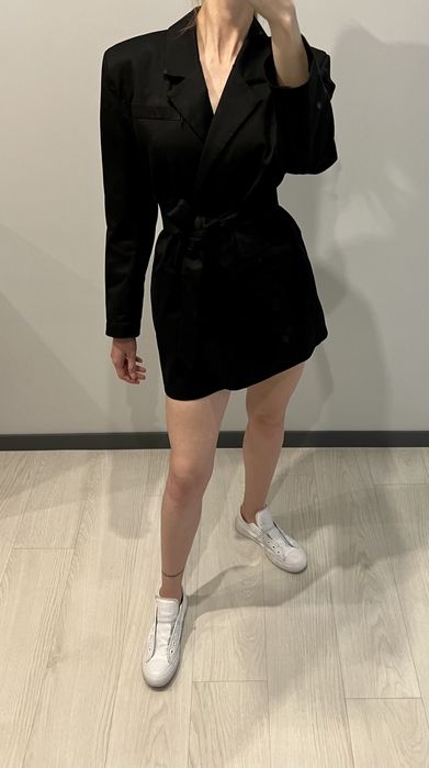 Піджак-сукня чорний довгий