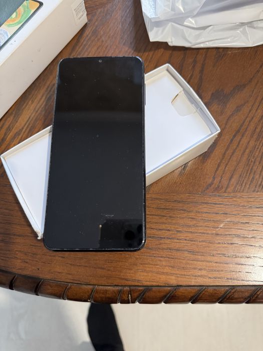 Продам  Samsung Galaxy a04s