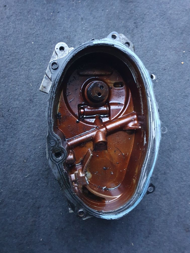 Obudowa wariatora rozrządu 2,0 FSI 06F.103.530 N VW Touran Golf V