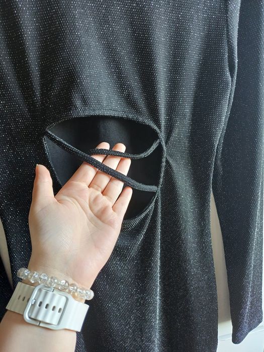 czarna sukienka z brokatem, z długim rękawem, z wycięciem na plecach,