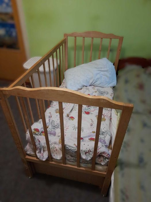 Ліжко дитяче / ліжечко від народження до 3-х років