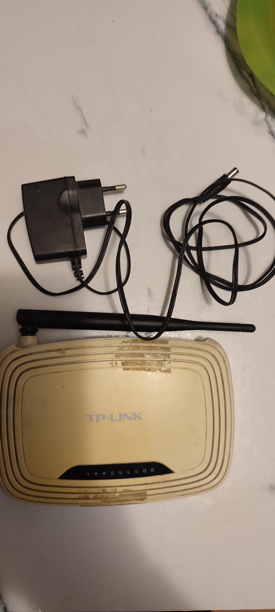 Бездротовий маршрутизатор ( роутер ) TP-Link TL-WR740N