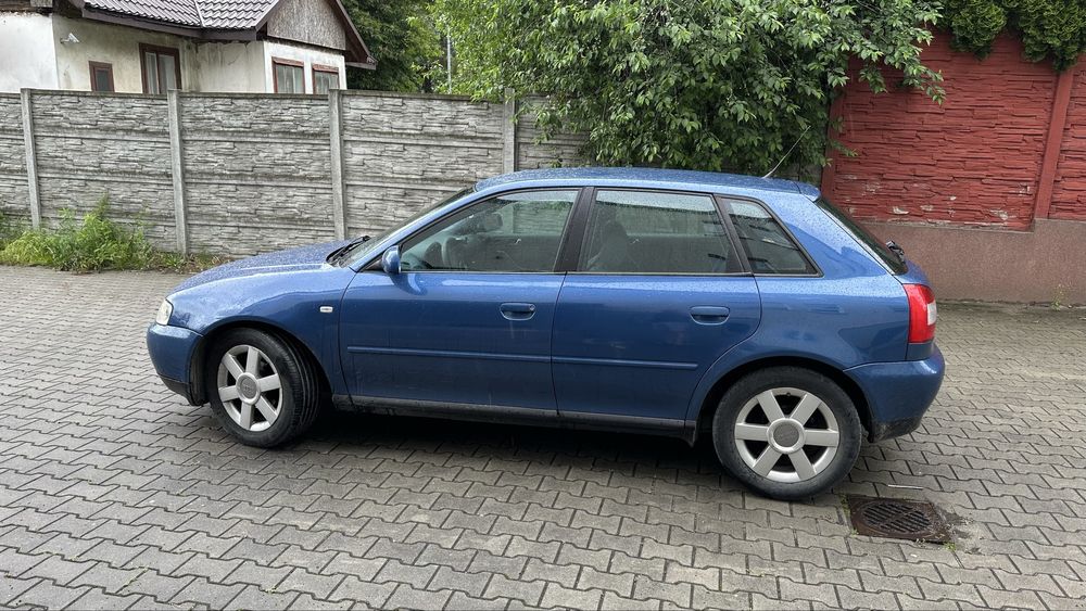 Audi a3 1,6 8v klima nowy rozrzad + koła zimowe idealna pod gaz