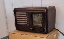 Pionier U2 lampowy odbiornik vintage radio z roku 1948
