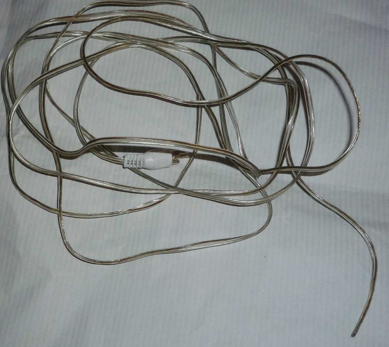 аудикабеля - 3 шт. есть c RCA