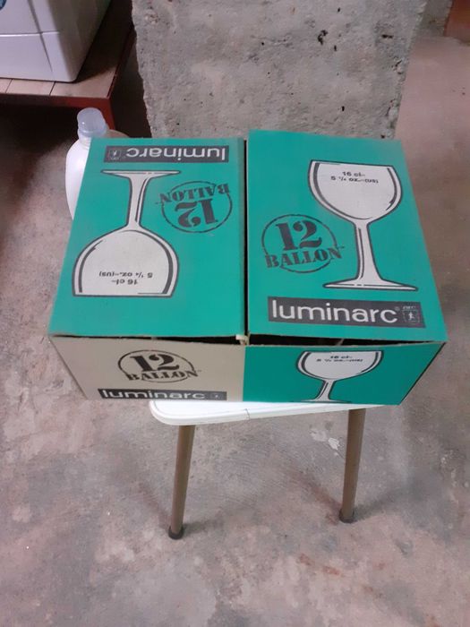 Conjunto de 12 copos de vinho do Porto- novos