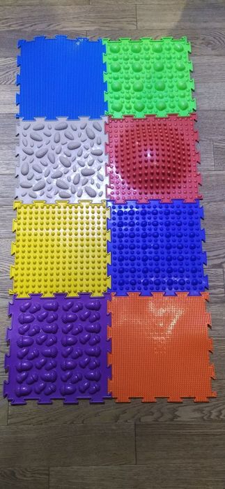 Ортопедичні масажні розвиваючі килимки.Ортопедические массажные коврик