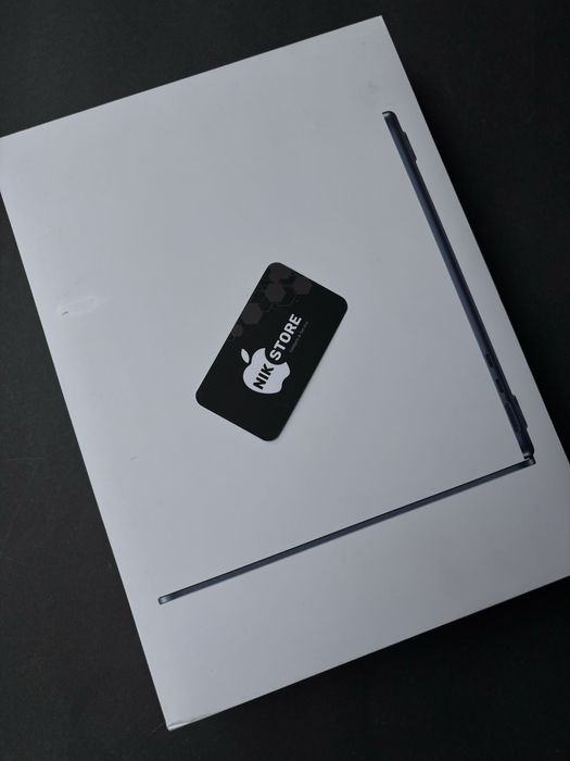 MacBook Air 13.6” M4 2025