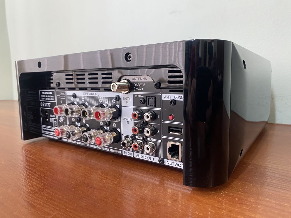 Мережевий медіаплеєр ресивер підсилювач Marantz M-CR610
