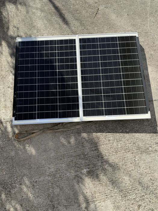 Kit 2 Paines 240w + Micro inversor 600w