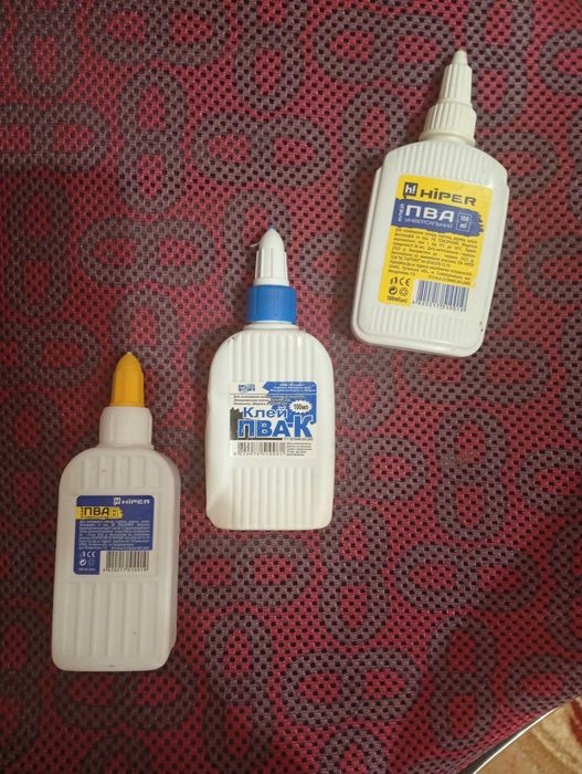 Обміняю 3 клеї ПВА.