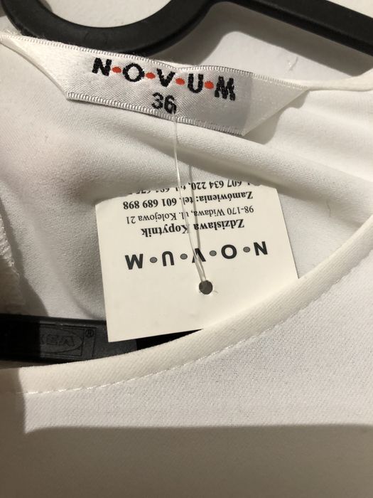 Elegancka bluzka z koronką