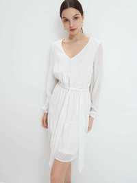 Biała sukienka MOHITO rozmiar 36