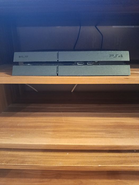 PlayStation 4 czarna