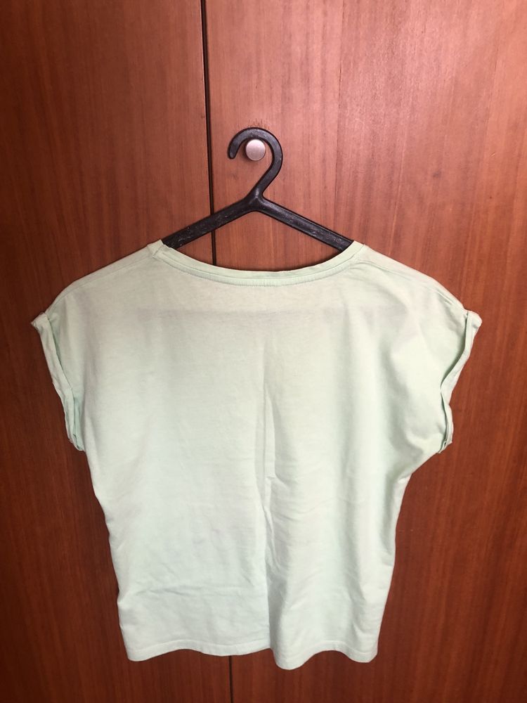 Camisola de manga curta verde