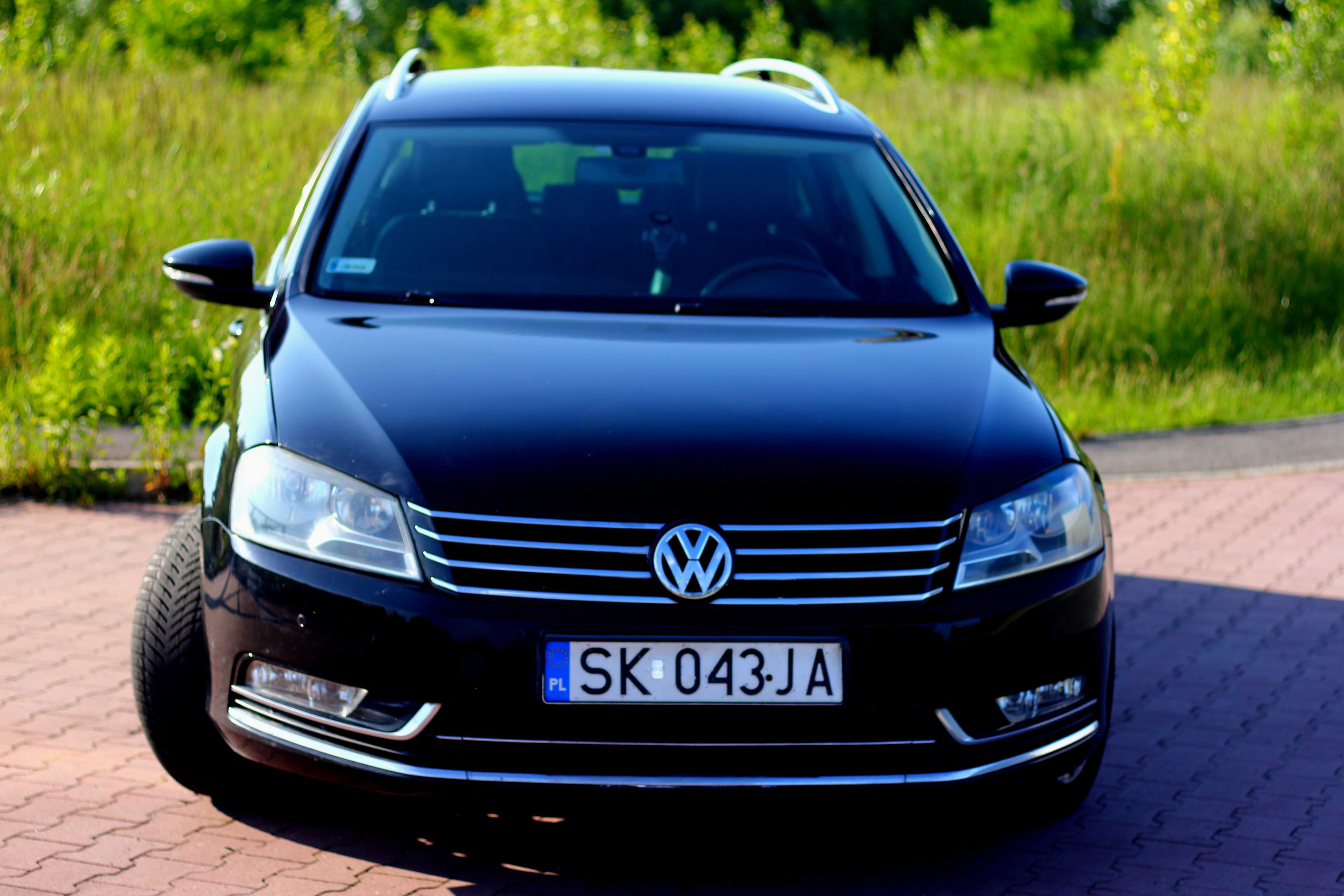 Volkswagen Passat 1.6TDI Highline bogate wyposażenie, bezwypadkowy