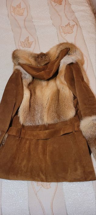 Продам женскую дубленку