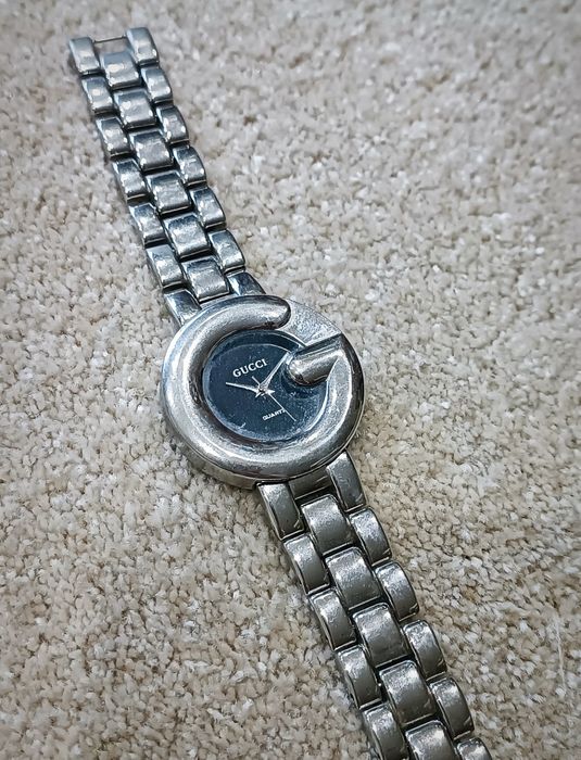 Relógio feminino Gucci