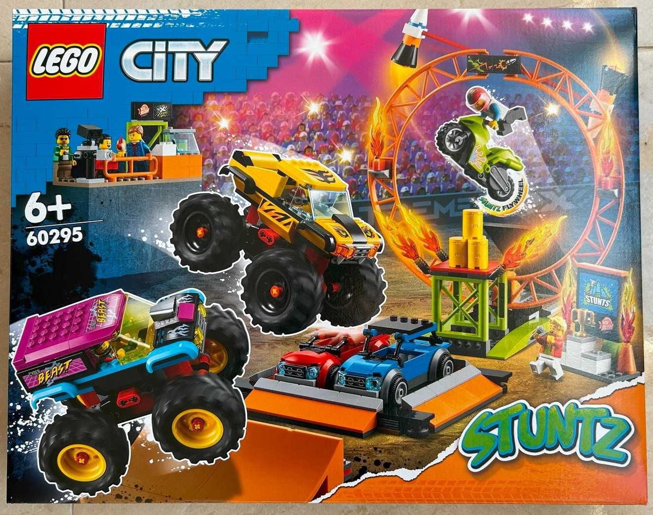 Lego City - 60295 - Arena de Espetáculo de Acrobacias (Descontinuado)