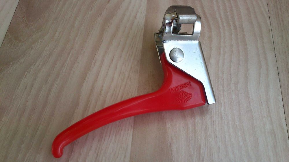 Klamka hamulcowa dziecięca czerwona dźwignia do rowerka Cars Speed