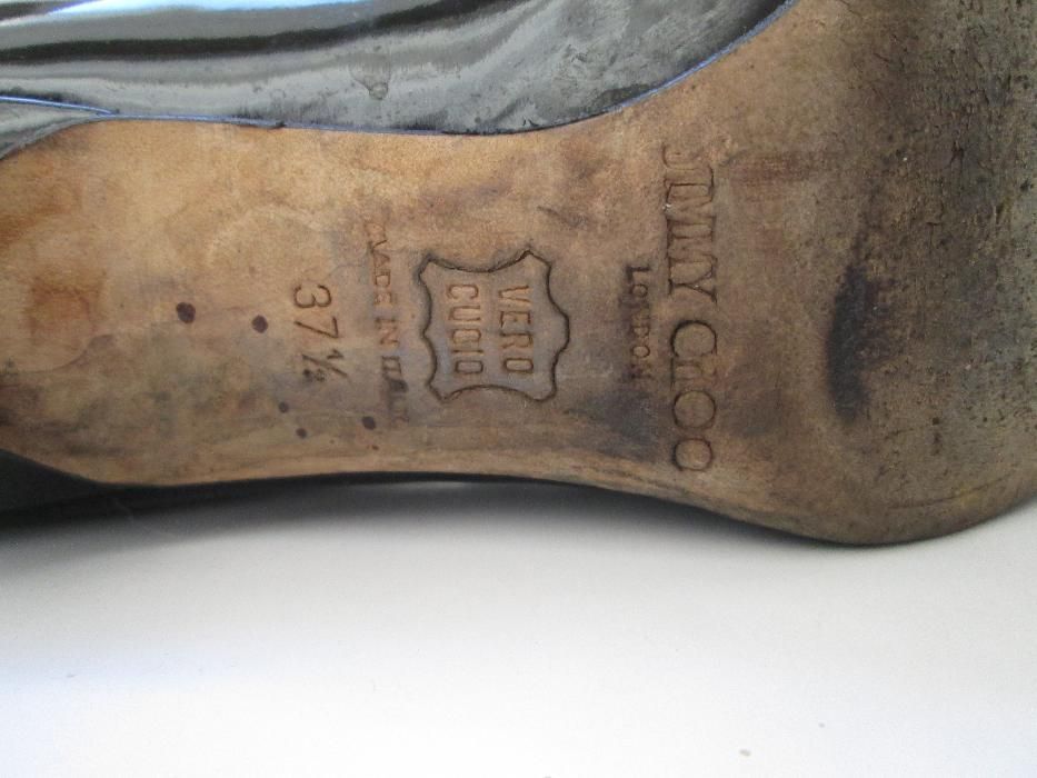 JIMMY CHOO lakierowane botki na szpilce r. 37,5
