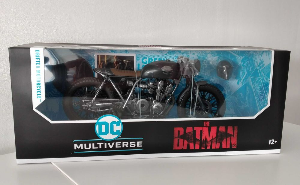 The Batman . Drifter Motorcycle . DC Multiverse . McFarlane