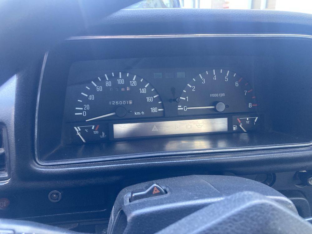 Vendo mazda 626 tração traseira 2.0