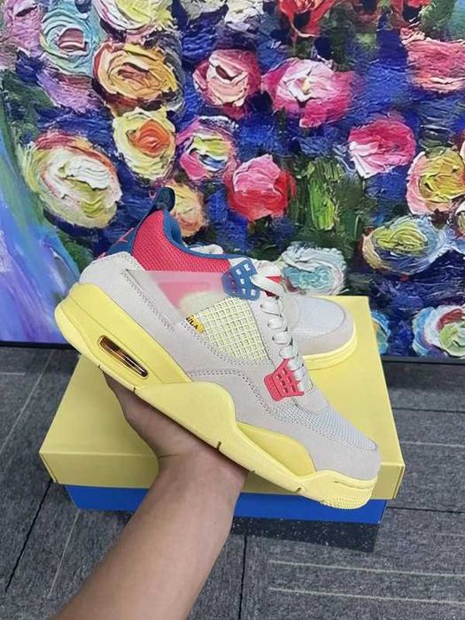 Buty meskie Mokasyny Jordan_4_Retro_Union_Guava_Ice R.41