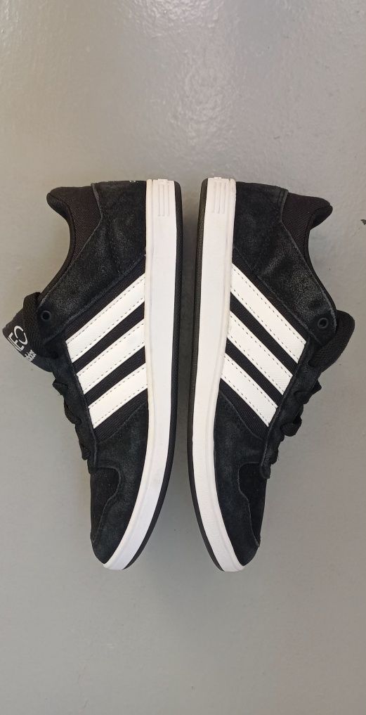 Кросівки Adidas Neo