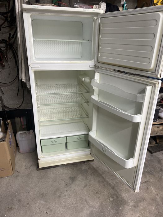 Frigorifico com congelador